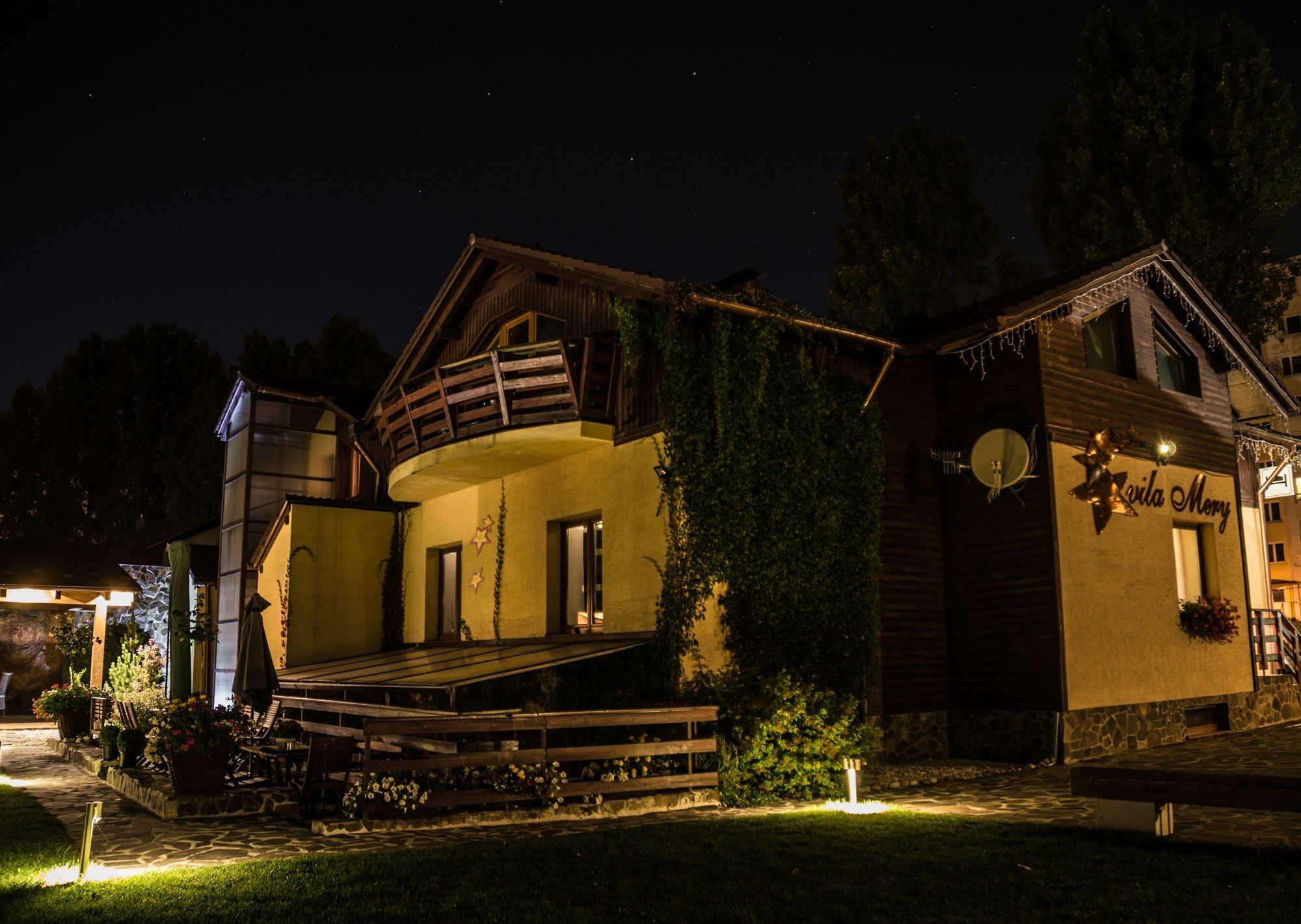 Wellness Penzion Vila Mery Poprad Exterior photo